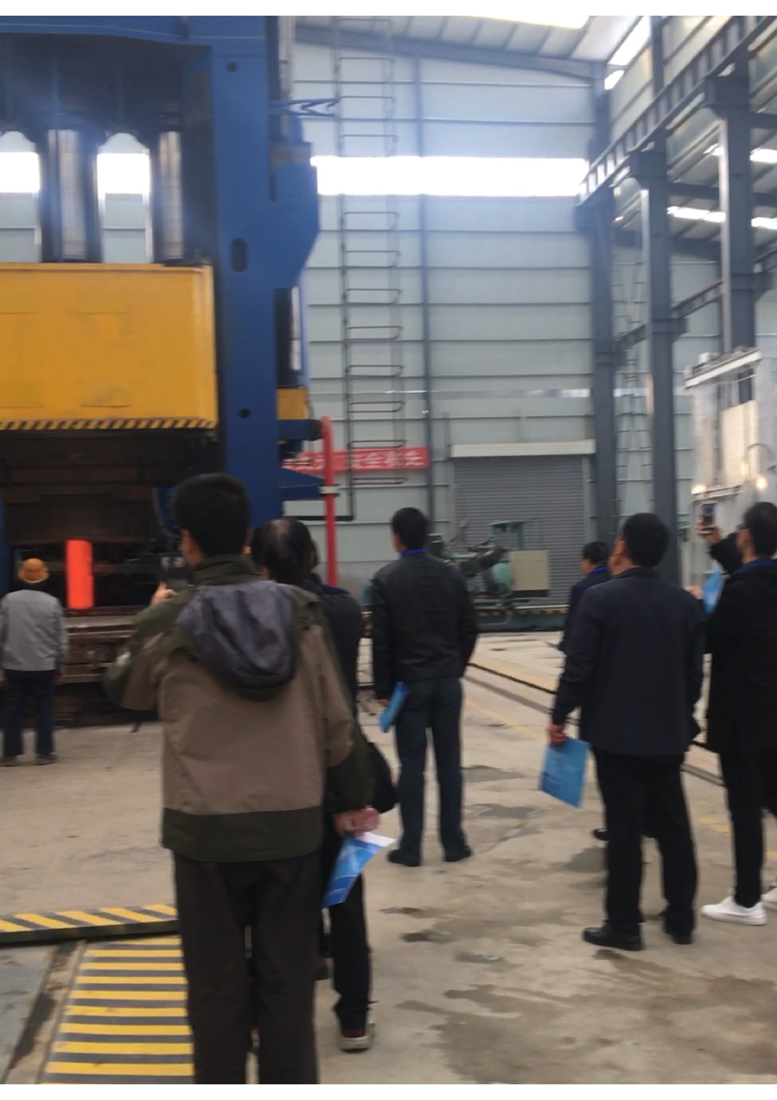 熱烈歡迎寶雞市委書記楊廣亭來(lái)訪寶雞西工鈦合金